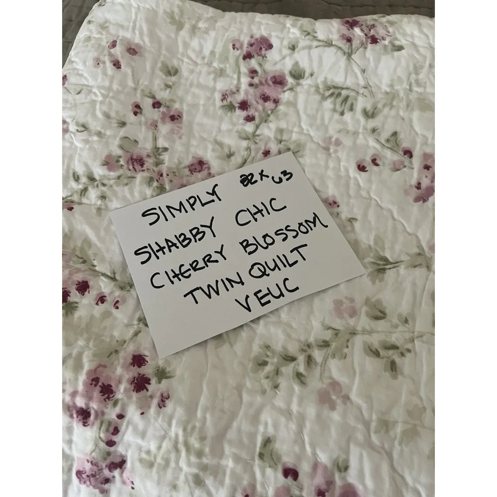 Simply Shabby Chic Rachel Ashwell Twin Cherry Blossom Quilt 100% Cott Satin Trim